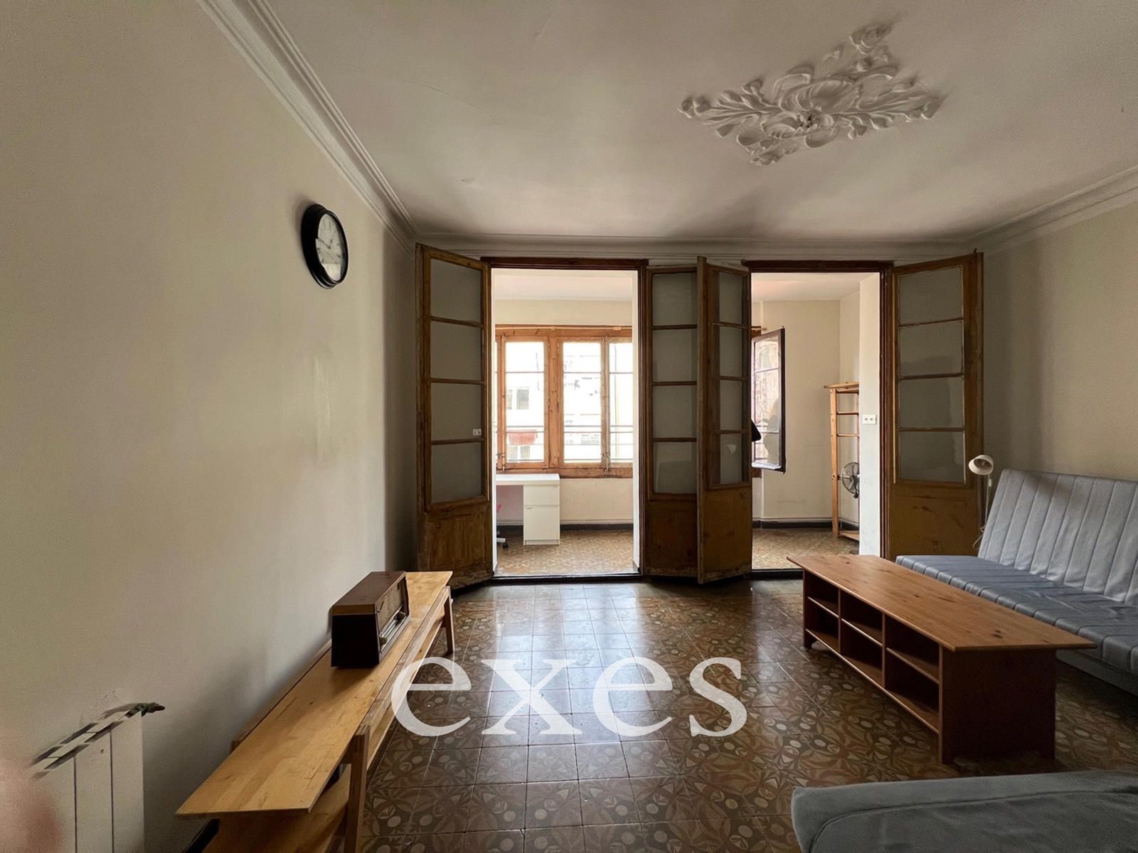 Piso 169m², 7 hab. Segregar en 2.  Inversión. - Foto 1