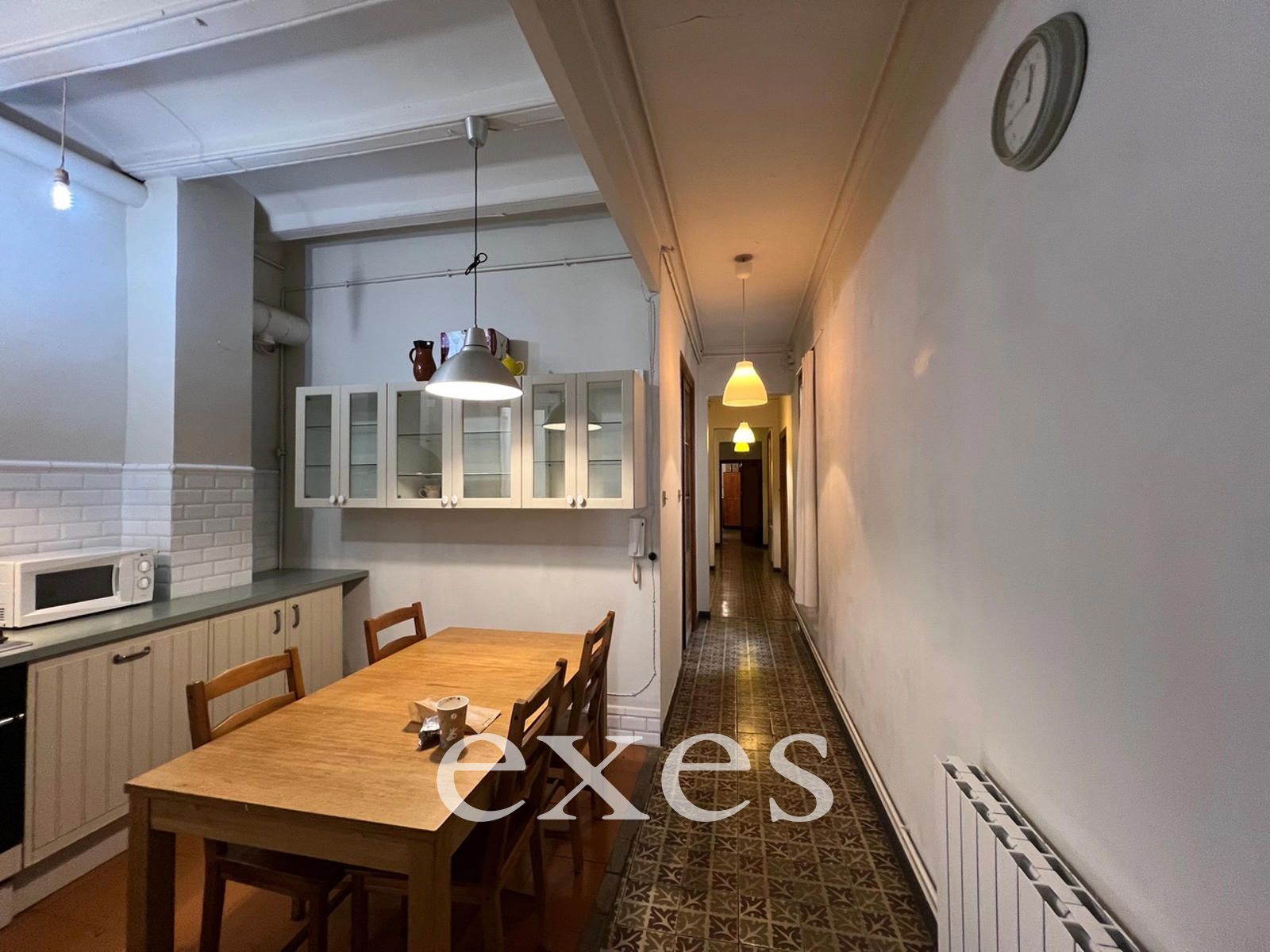 Piso 169m², 7 hab. Segregar en 2.  Inversión. - Foto 4