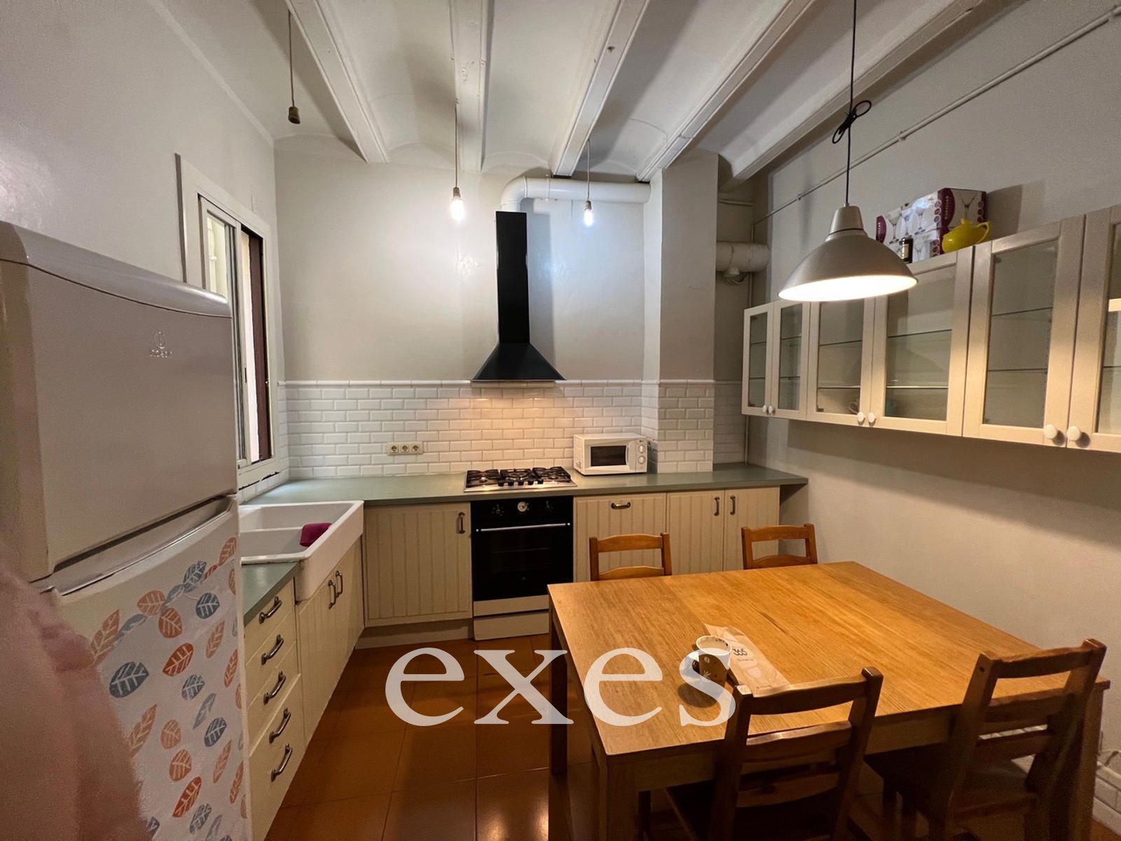 Piso 169m², 7 hab. Segregar en 2.  Inversión. - Foto 5