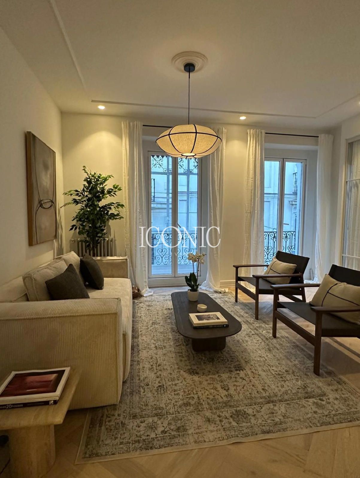 Piso en venta Madrid. Ref: 2380. Iconic Living 