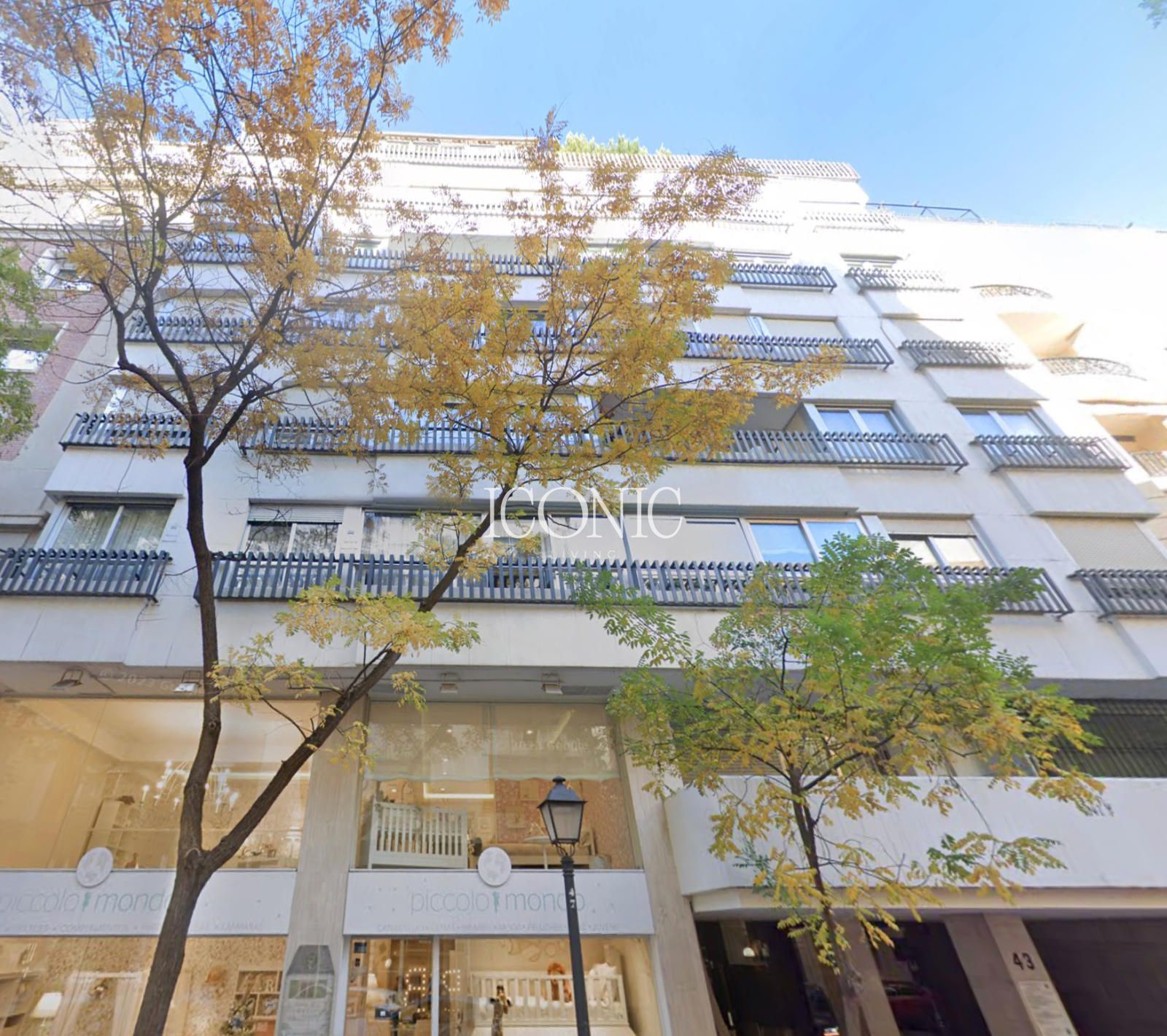 Piso en venta Madrid. Ref: 2402. Iconic Living 