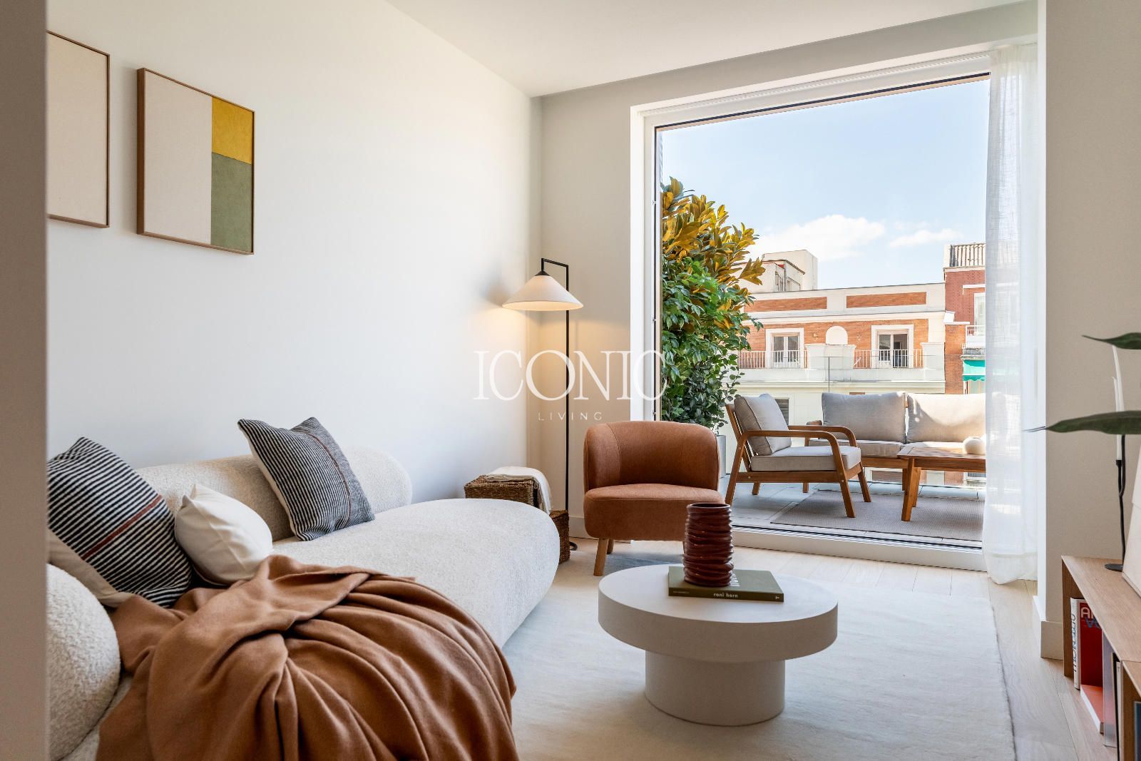 Ático en venta Madrid. Ref: 2434. Iconic Living 