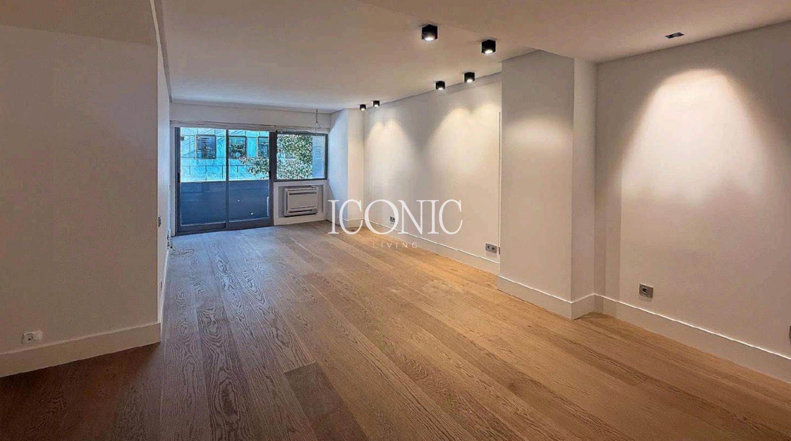 Piso en venta Madrid. Ref: 2446. Iconic Living 