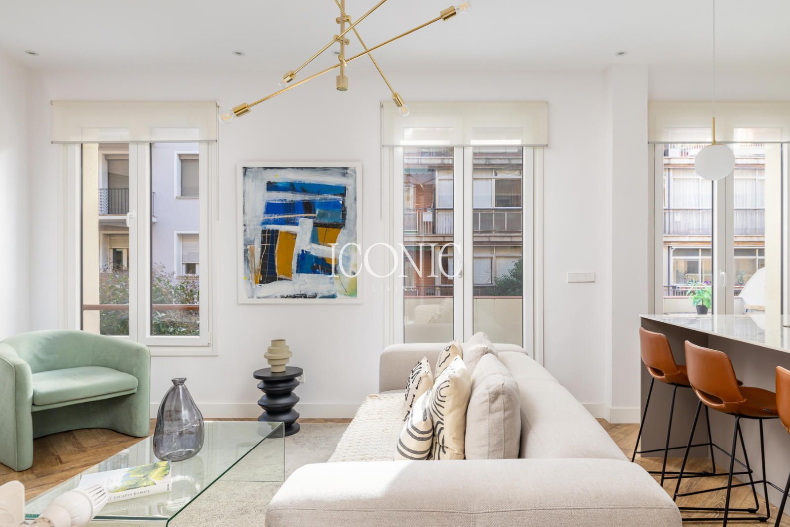 Flat for sale Madrid. Ref: 2467. Iconic Living 