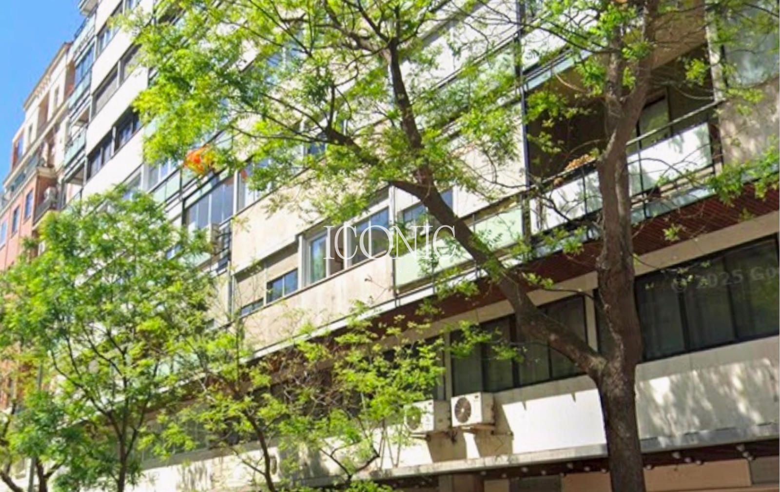 Flat for sale Madrid. Ref: 2469. Iconic Living 