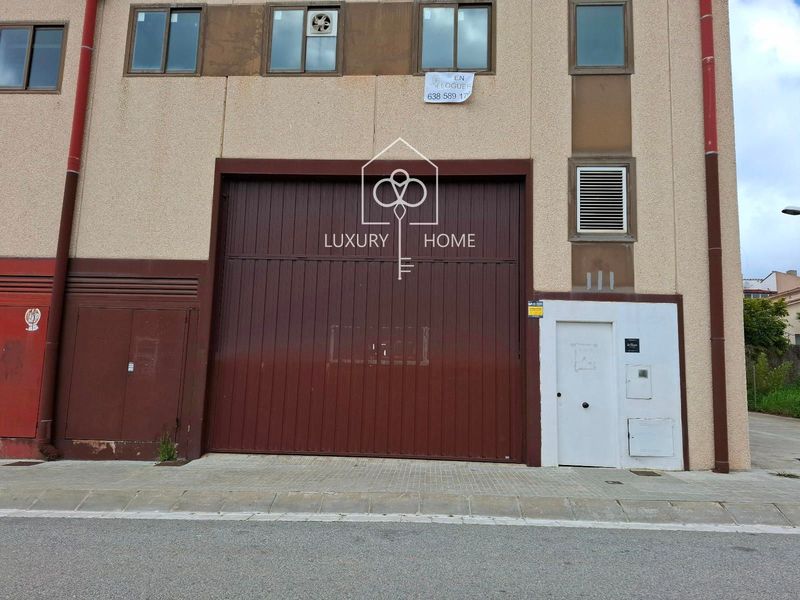 Nau Industrial en lloguer Begues, Barcelona. Ref: 1095. LUXURY HOME BEGUES