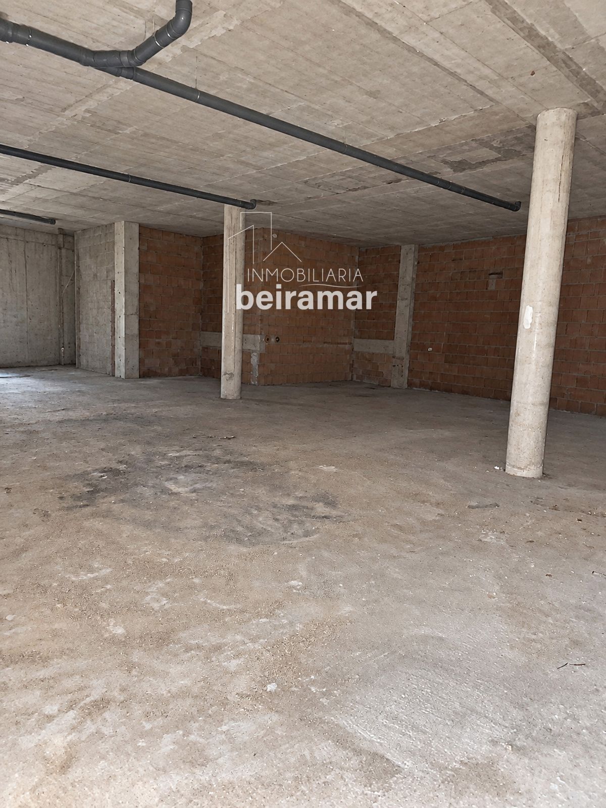 Local comercial en venta en Boiro centro – 230 m² en planta baja, ideal inversión o negocio - Foto 3