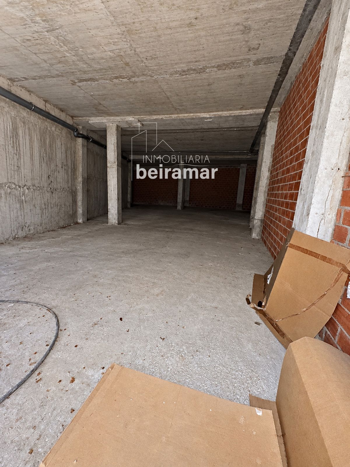 Local comercial en venta en Boiro centro – 230 m² en planta baja, ideal inversión o negocio - Foto 6