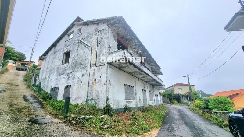 Chalet Independiente en venta Ribeira, A Coruña. Ref: 1031. Inmobiliaria Beiramar