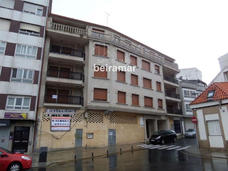 Local Comercial en venta Ribeira, A Coruña. Ref: 1033. Inmobiliaria Beiramar