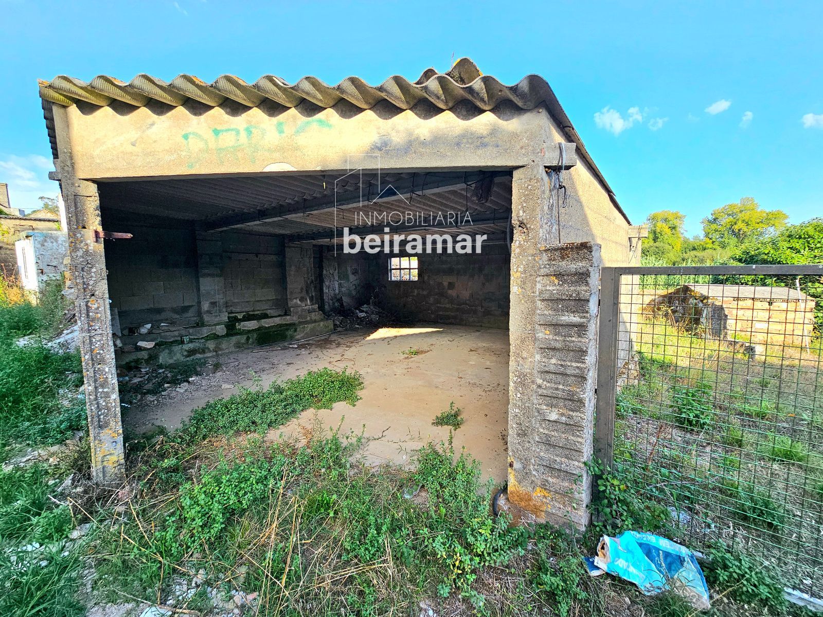 Casa de piedra con finca y vistas al mar en Carreira (Ribeira) – gran potencial de reforma - Foto 21