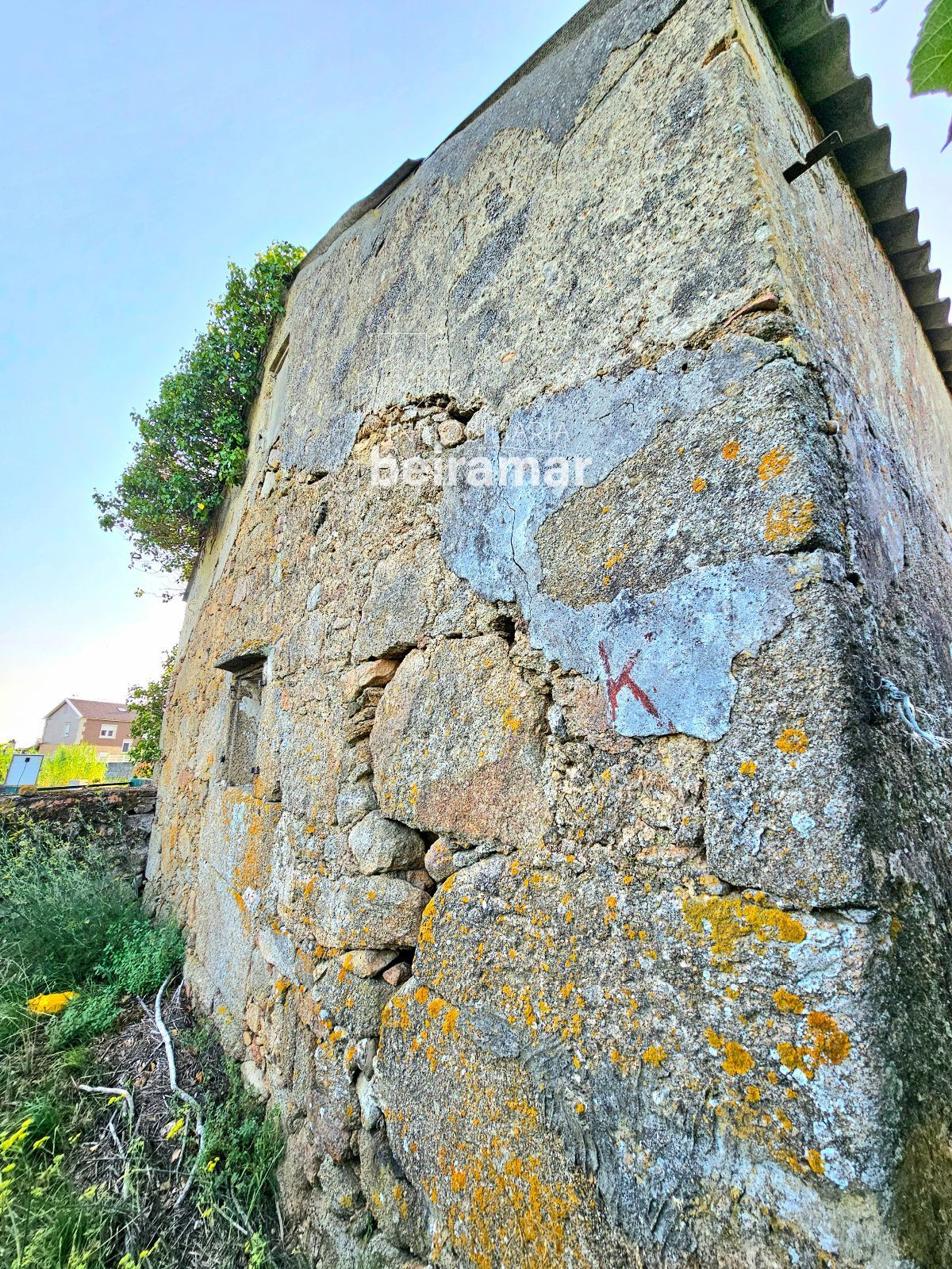 Casa de piedra con finca y vistas al mar en Carreira (Ribeira) – gran potencial de reforma - Foto 16