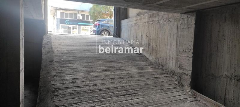 Garage zu vermieten Ribeira, A Coruña. Ref: 1069. Inmobiliaria Beiramar
