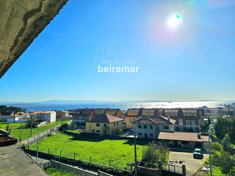Piso en venta Ribeira, A Coruña. Ref: 1083. Inmobiliaria Beiramar
