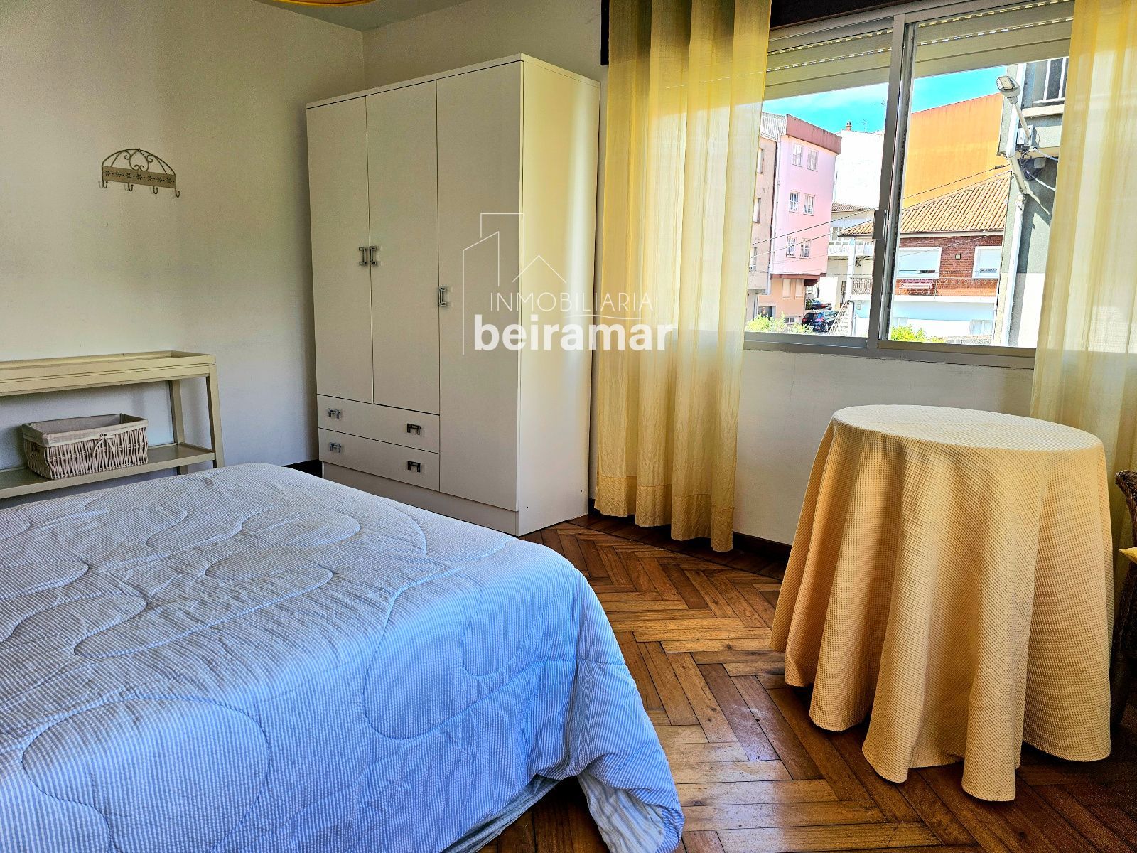 Edificio completo en venta en el centro de A Pobra do Caramiñal