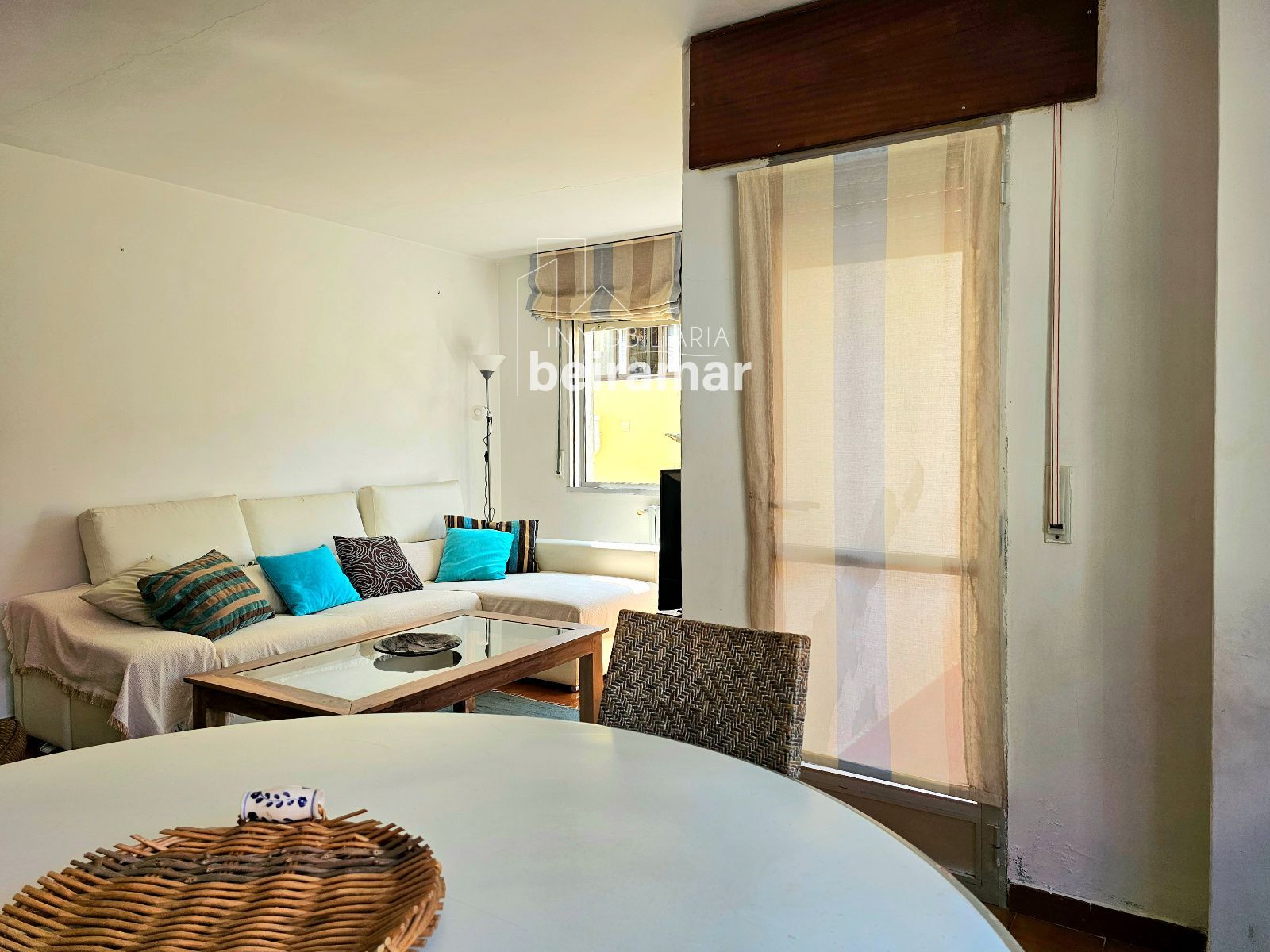 Edificio completo en venta en el centro de A Pobra do Caramiñal
