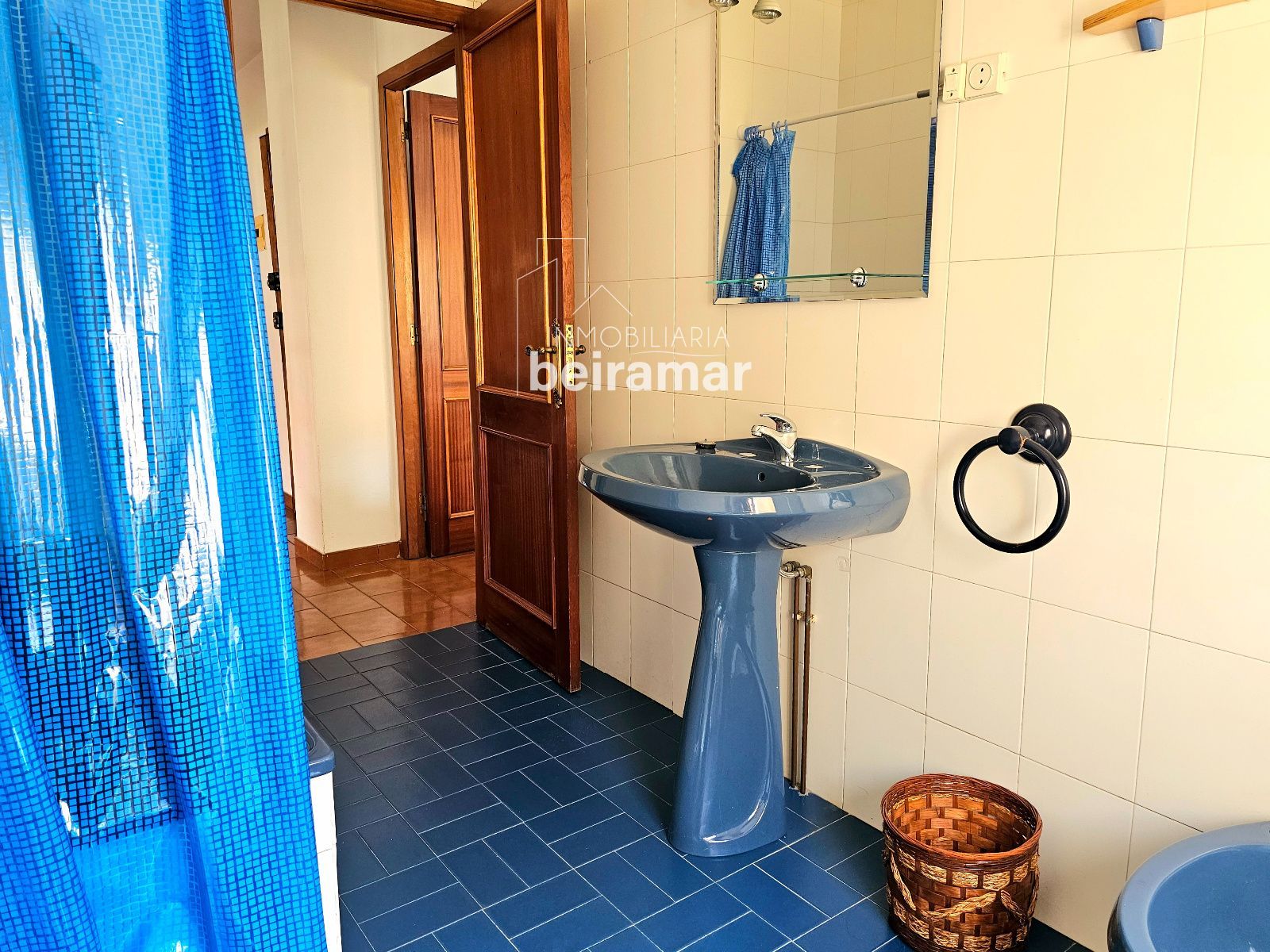 Edificio completo en venta en el centro de A Pobra do Caramiñal