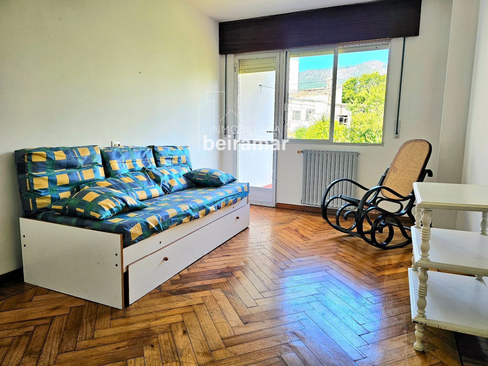 Edificio completo en venta en el centro de A Pobra do Caramiñal