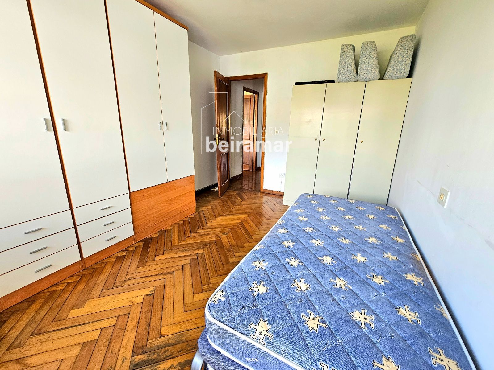 Edificio completo en venta en el centro de A Pobra do Caramiñal