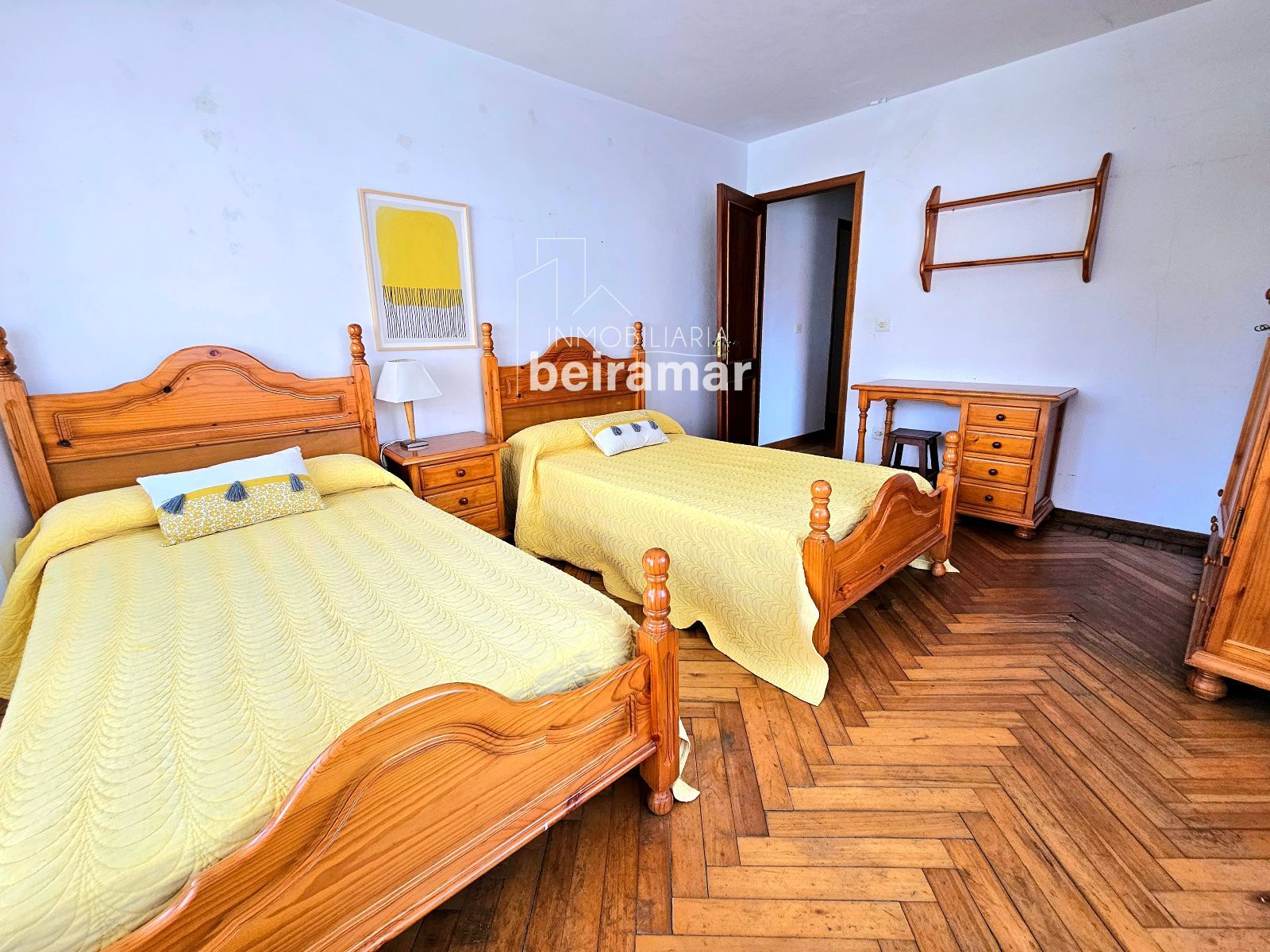 Edificio completo en venta en el centro de A Pobra do Caramiñal