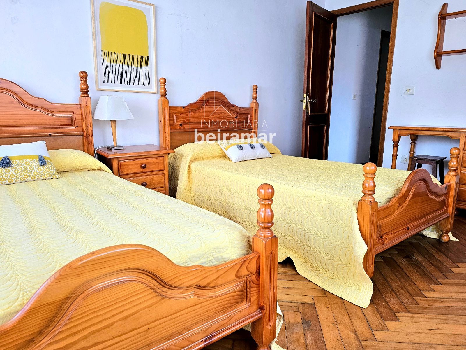 Edificio completo en venta en el centro de A Pobra do Caramiñal