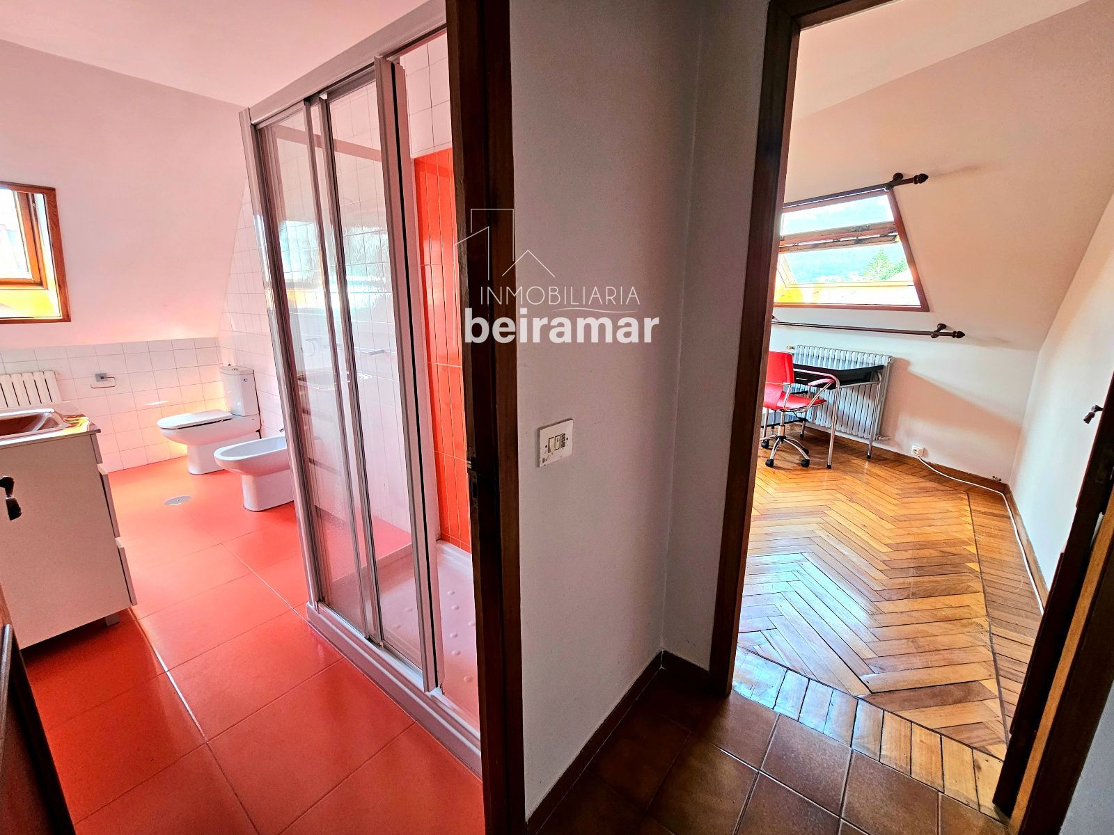 Edificio completo en venta en el centro de A Pobra do Caramiñal