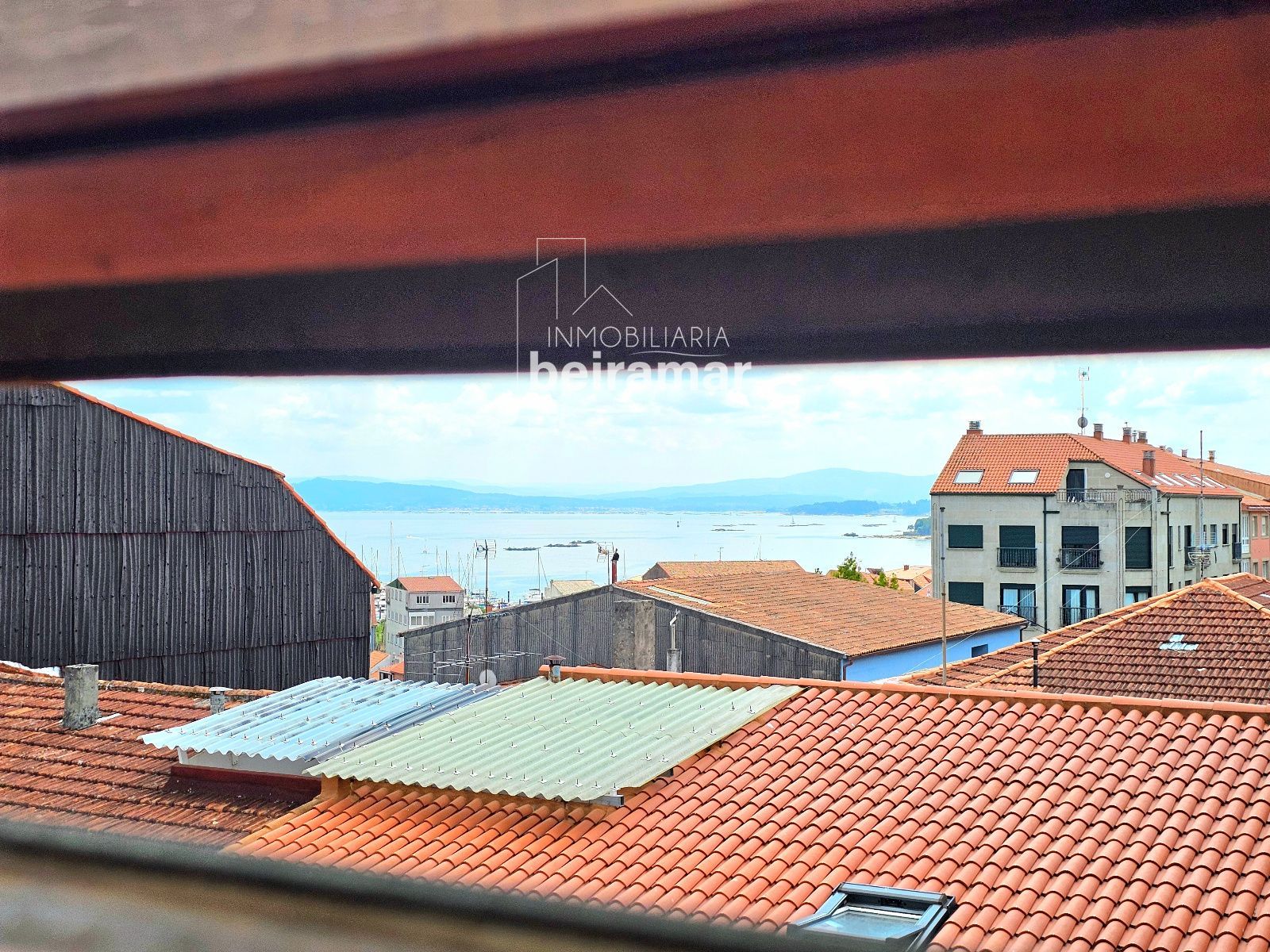 Edificio completo en venta en el centro de A Pobra do Caramiñal