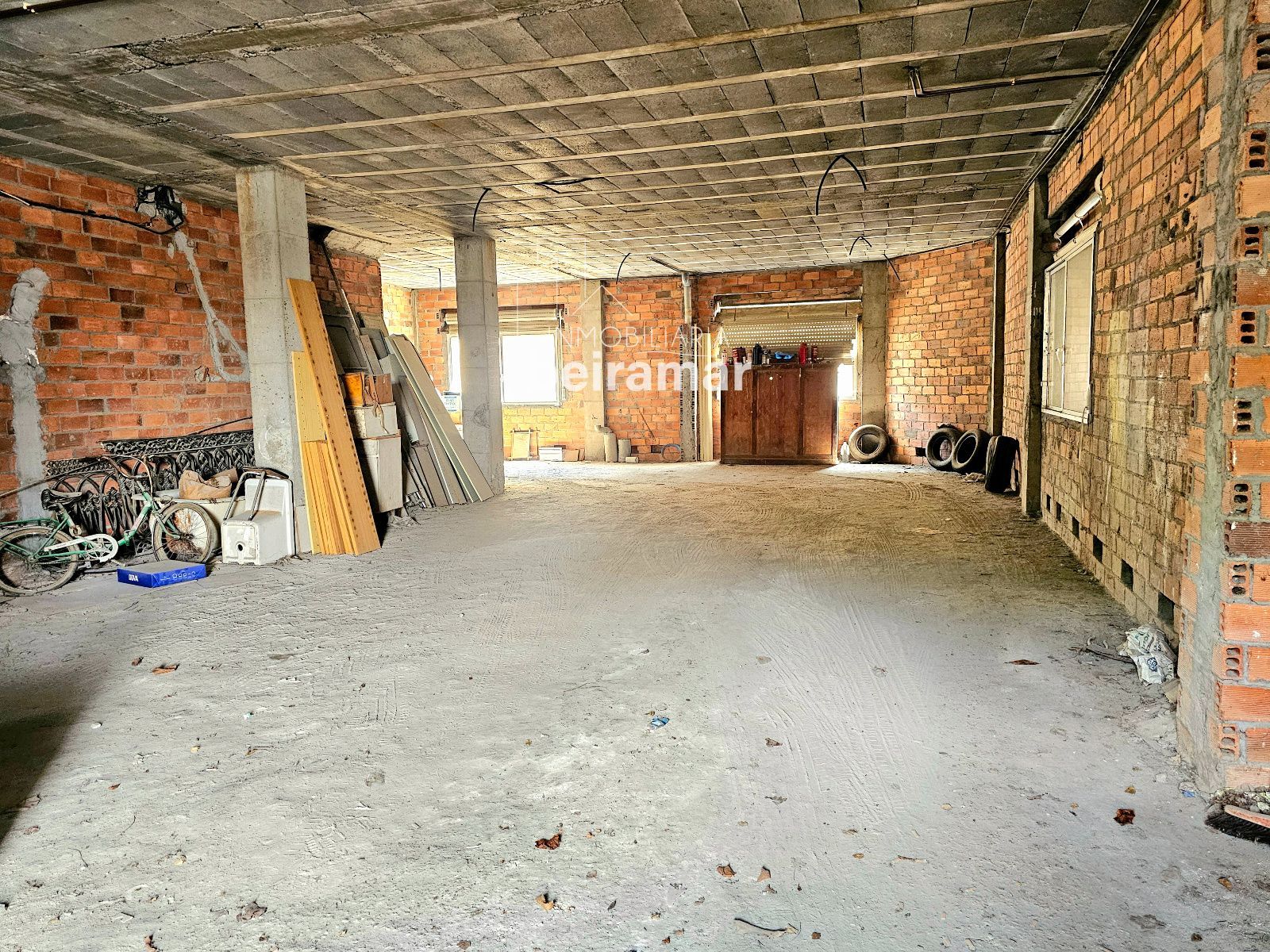 Edificio completo en venta en el centro de A Pobra do Caramiñal