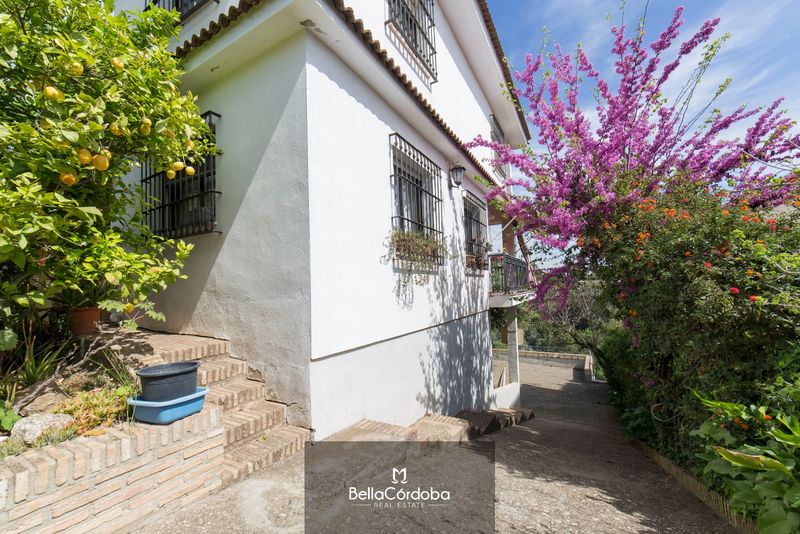 Chalet Independiente en venta Córdoba. Ref: 1203. Bella Córdoba Real Estate