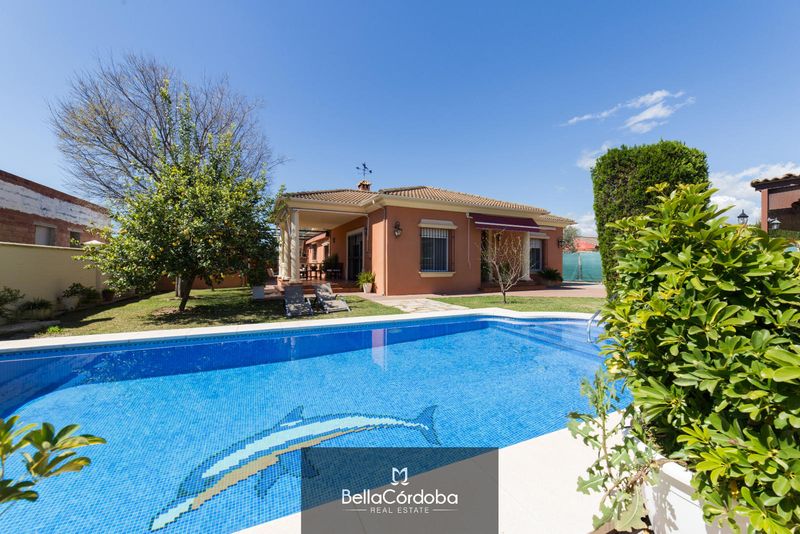 Chalet Independiente en venta Córdoba. Ref: 1542. Bella Córdoba Real Estate