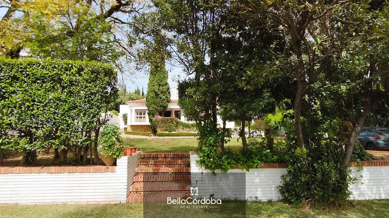 Chalet Independiente en venta Córdoba. Ref: 1738. Bella Córdoba Real Estate