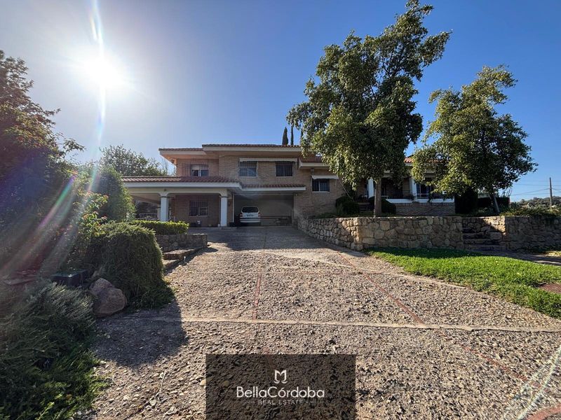 Chalet Independiente en venta Córdoba. Ref: 1792. Bella Córdoba Real Estate