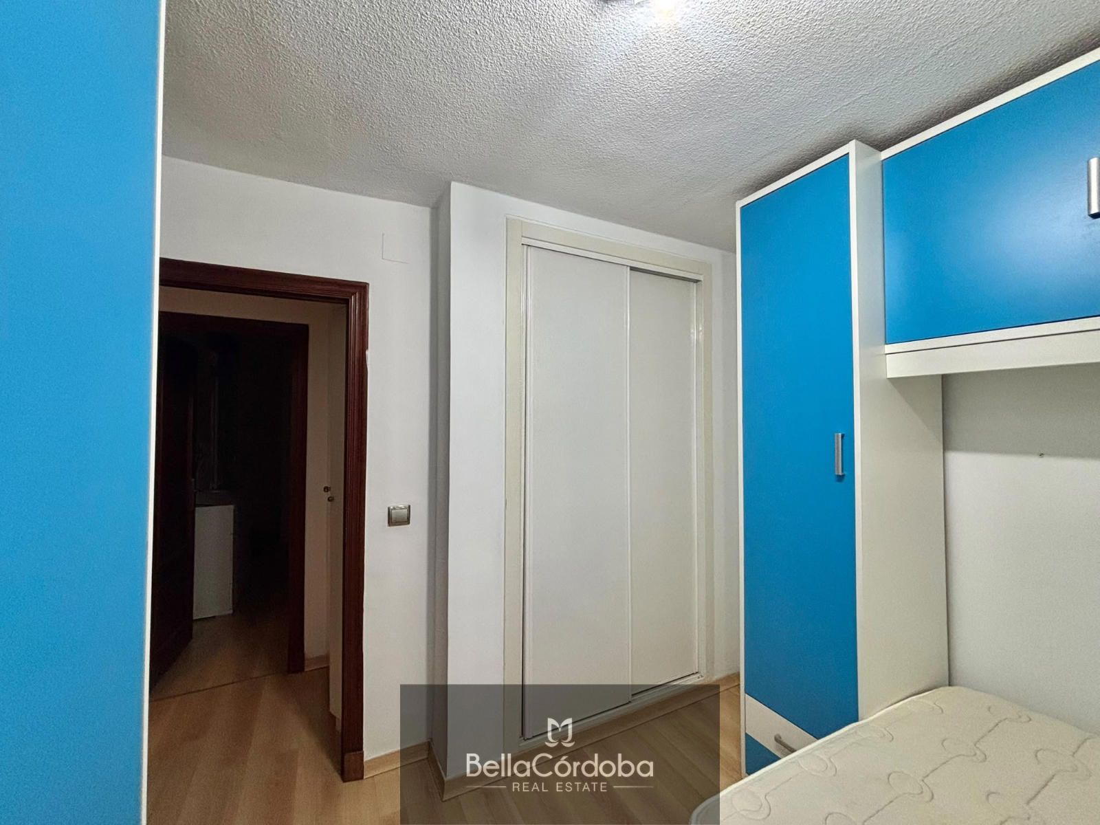PISO DE 3 HABITACIONES CON TERRAZA, PARA ENTRAR A VIVIR EN LA ZONA DE VALDEOLLEROS. - Foto 12