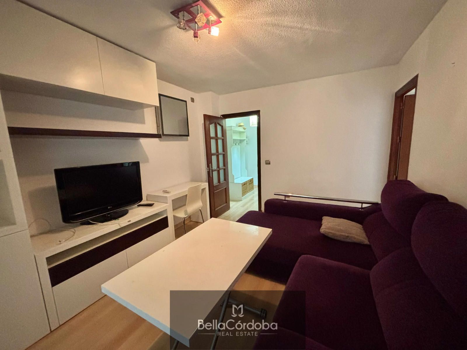PISO DE 3 HABITACIONES CON TERRAZA, PARA ENTRAR A VIVIR EN LA ZONA DE VALDEOLLEROS. - Foto 3