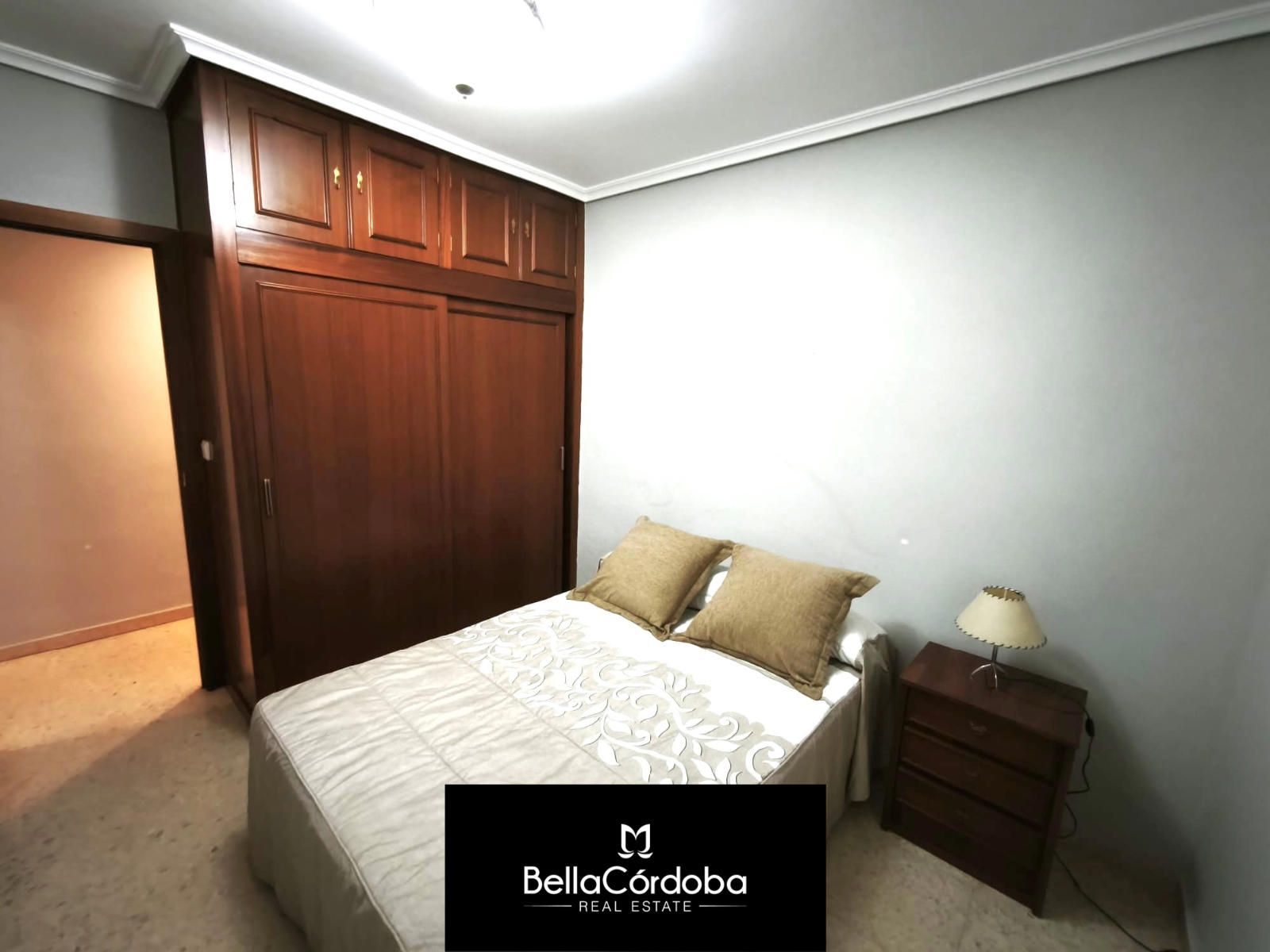 SEÑORIAL PISO EN CIUDAD JARDIN DE 4 HABITACIONES,  CON DOS ASCENSORES. - Foto 15