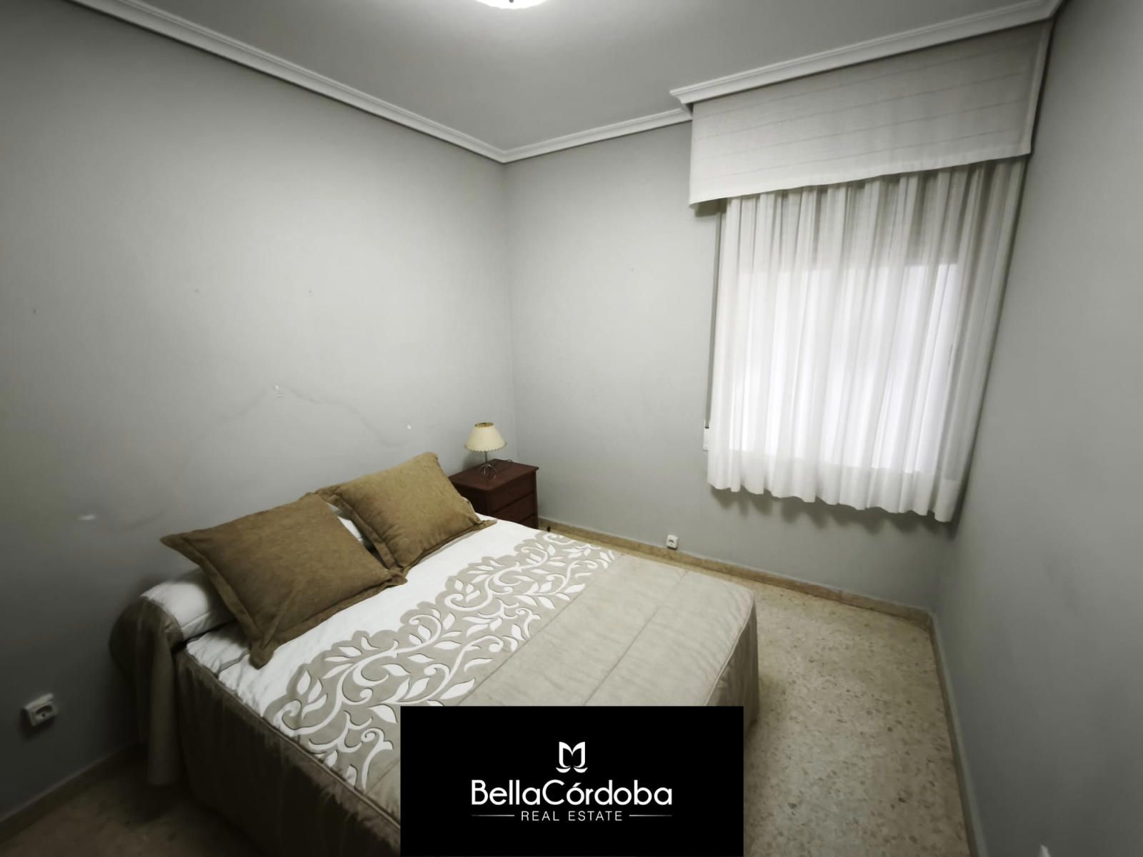 SEÑORIAL PISO EN CIUDAD JARDIN DE 4 HABITACIONES,  CON DOS ASCENSORES. - Foto 14