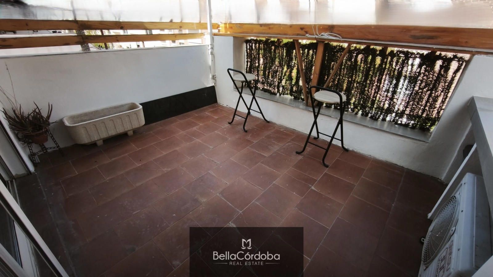 CASA ADOSADA PROXIMA A OLLERIAS, CON APARTAMENTO DE USO VACACIONAL EN PLANTA BAJA - Foto 8