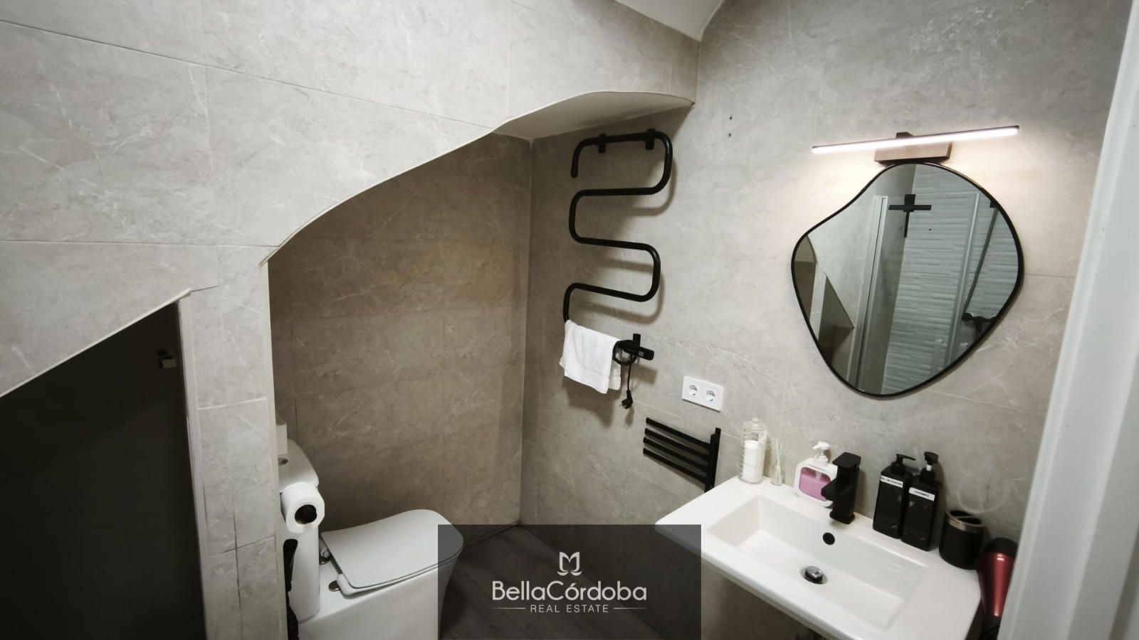 CASA ADOSADA PROXIMA A OLLERIAS, CON APARTAMENTO DE USO VACACIONAL EN PLANTA BAJA - Foto 20