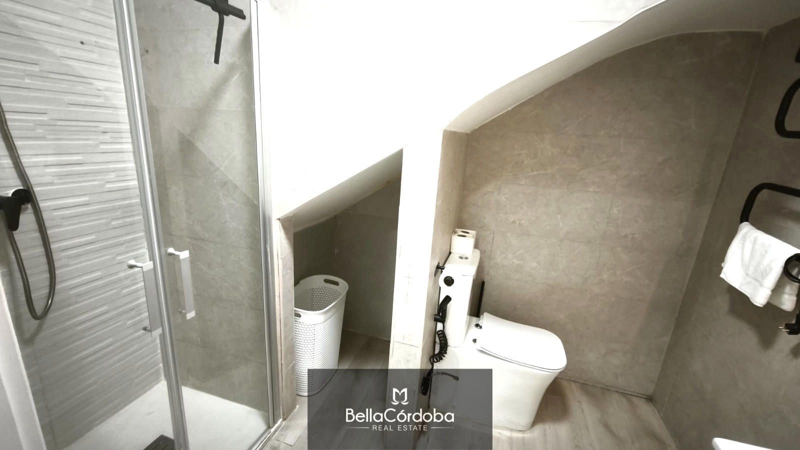 CASA ADOSADA PROXIMA A OLLERIAS, CON APARTAMENTO DE USO VACACIONAL EN PLANTA BAJA - Foto 21