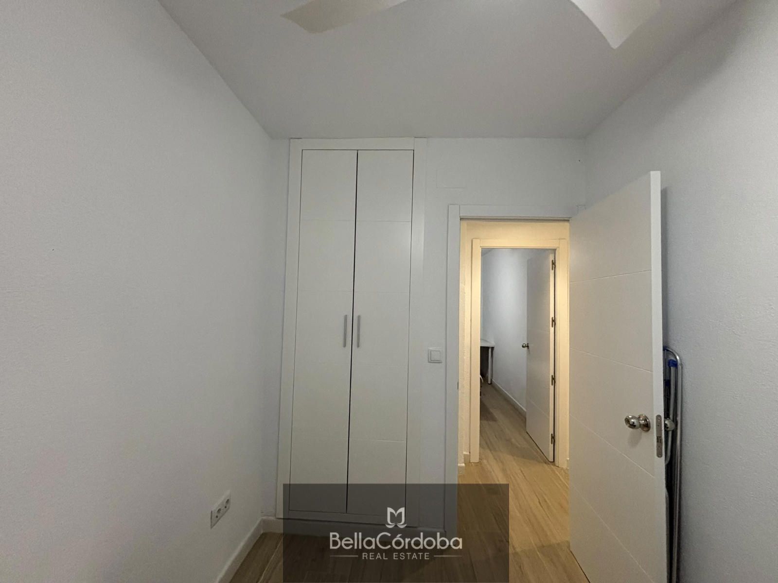 PISO EN HUERTA DE LA REINA DE 3 HABITACIONES Y 1 BAÑO.  EXTERIOR CON TERRAZA - Foto 12
