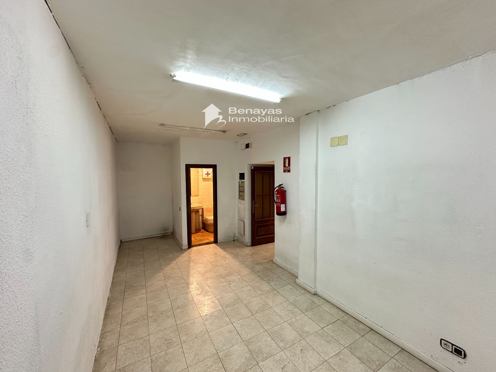 Local Comercial en venta y alquiler en Salamanca (Centro - Centro) - Foto 10