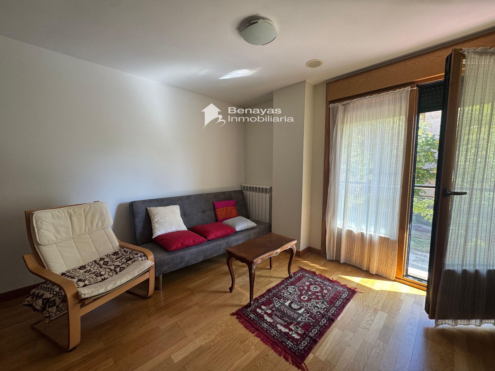 2-room apartment of 76m² in Salamanca photo 2