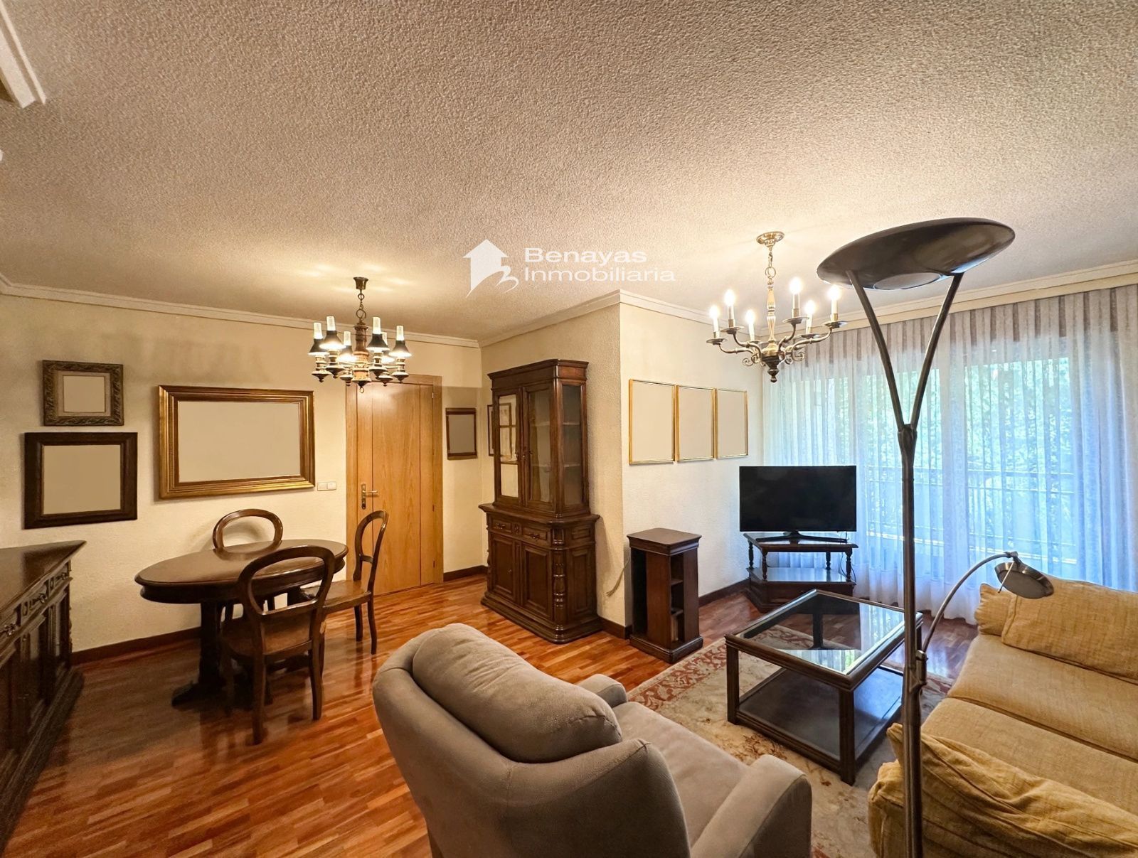 VIVIENDA SEÑORIAL EN PLENO CENTRO DE SALAMANCA, CON VISTAS AL PASEO DE CARMELITAS - Foto 5