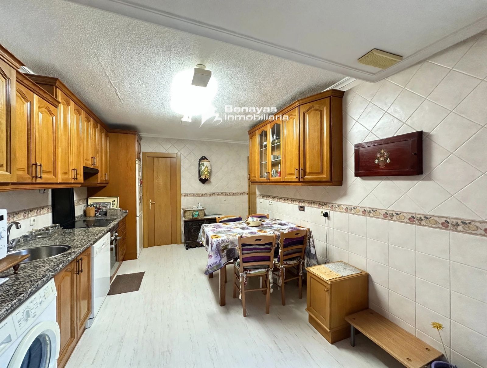 VIVIENDA SEÑORIAL EN PLENO CENTRO DE SALAMANCA, CON VISTAS AL PASEO DE CARMELITAS - Foto 12
