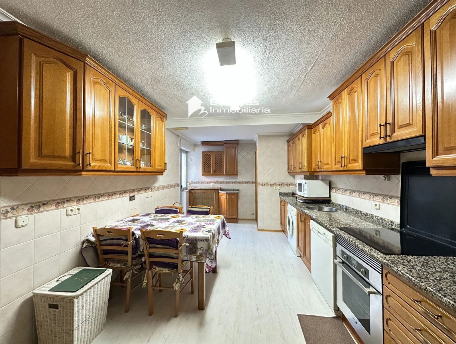 VIVIENDA SEÑORIAL EN PLENO CENTRO DE SALAMANCA, CON VISTAS AL PASEO DE CARMELITAS - Foto 13