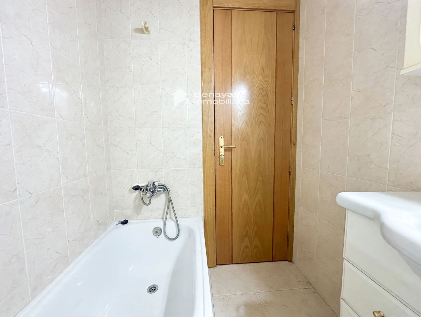 VIVIENDA SEÑORIAL EN PLENO CENTRO DE SALAMANCA, CON VISTAS AL PASEO DE CARMELITAS - Foto 35