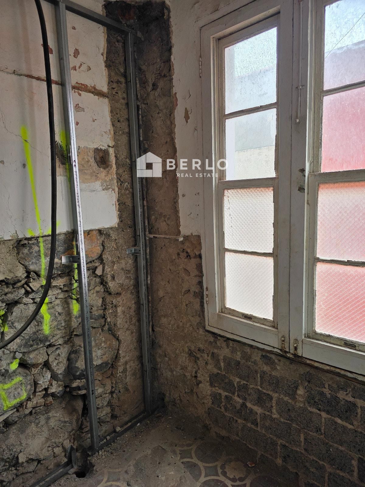 Cocina - Se vende inmueble en Santa Cruz de La Palma con vistas al mar y terrazas