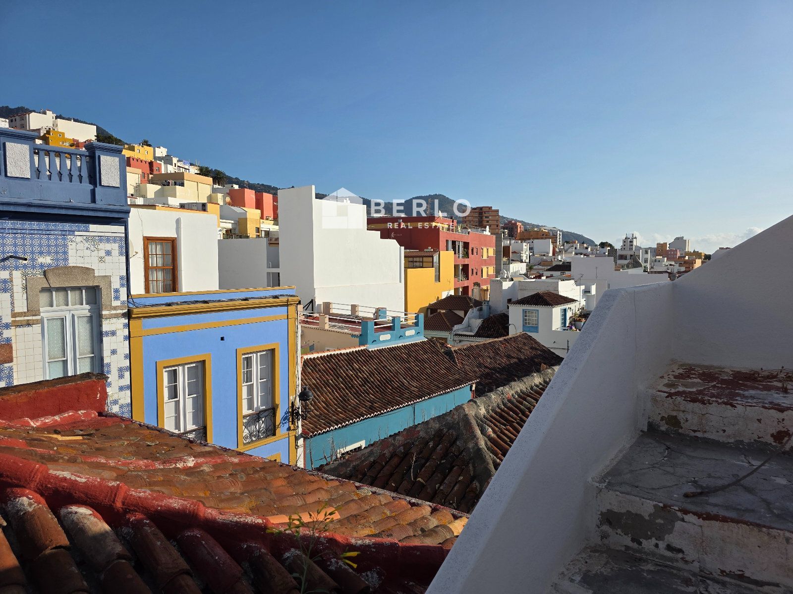 Exterior/Jardín - Se vende inmueble en Santa Cruz de La Palma con vistas al mar y terrazas
