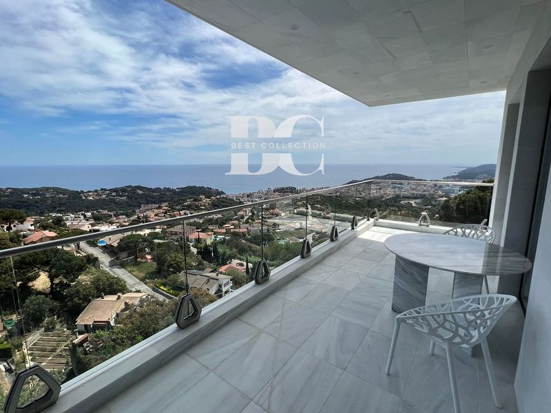 Detached Villa for sale Lloret de Mar, Girona. Ref: 1005. Best Collection