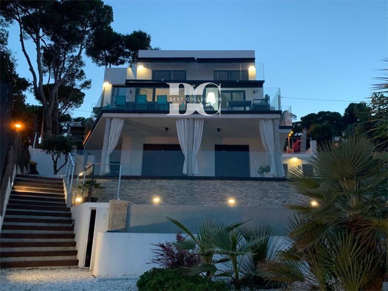 Detached Villa for sale Calonge, Girona. Ref: 1072. Best Collection